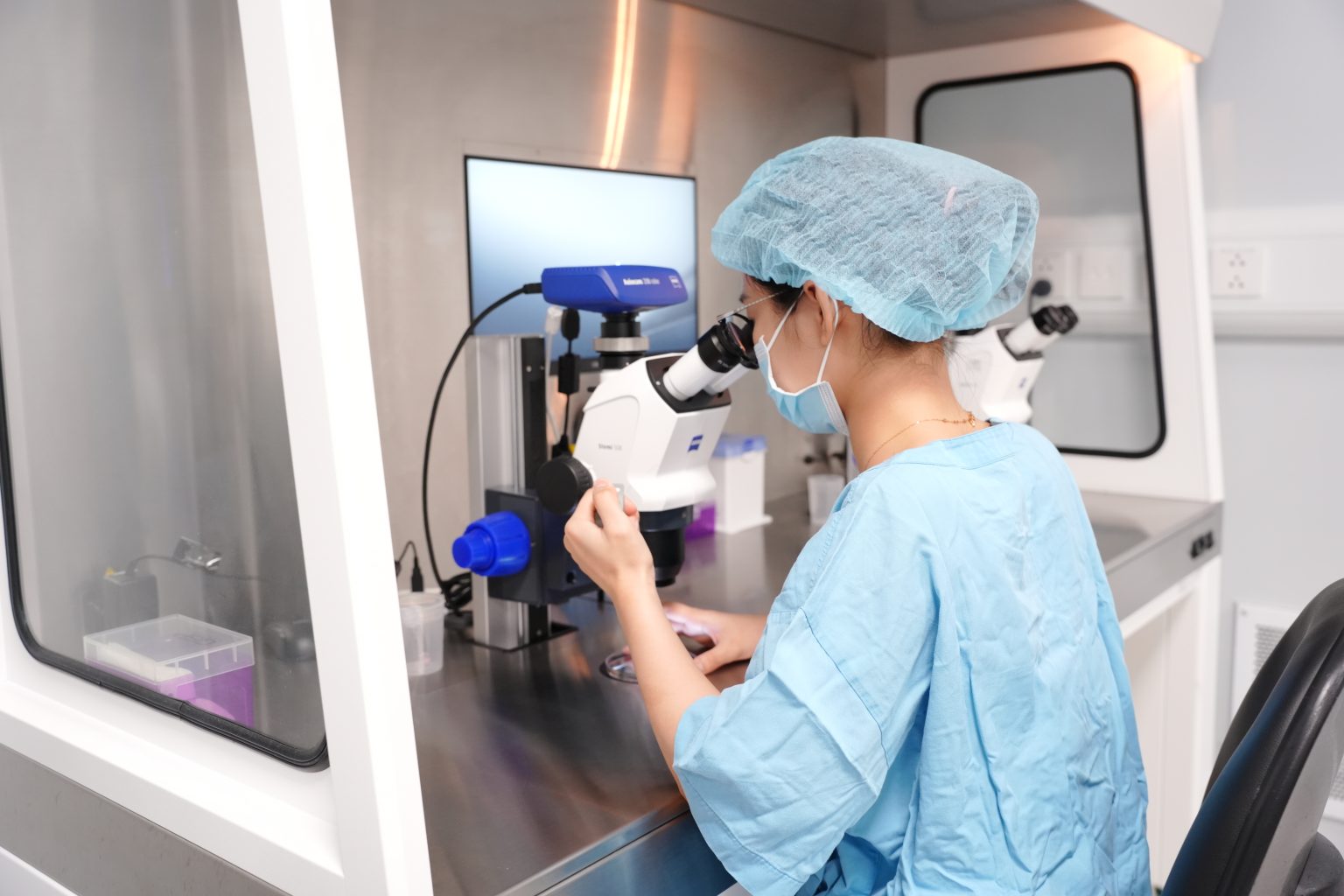 Gradient nồng độ và Swim- up được áp dụng rộng rãi tại các trung tâm hỗ trợ sinh sản, nhưng tiêu chí lựa chọn vẫn đang chỉ dừng ở mức đánh giá hình thái