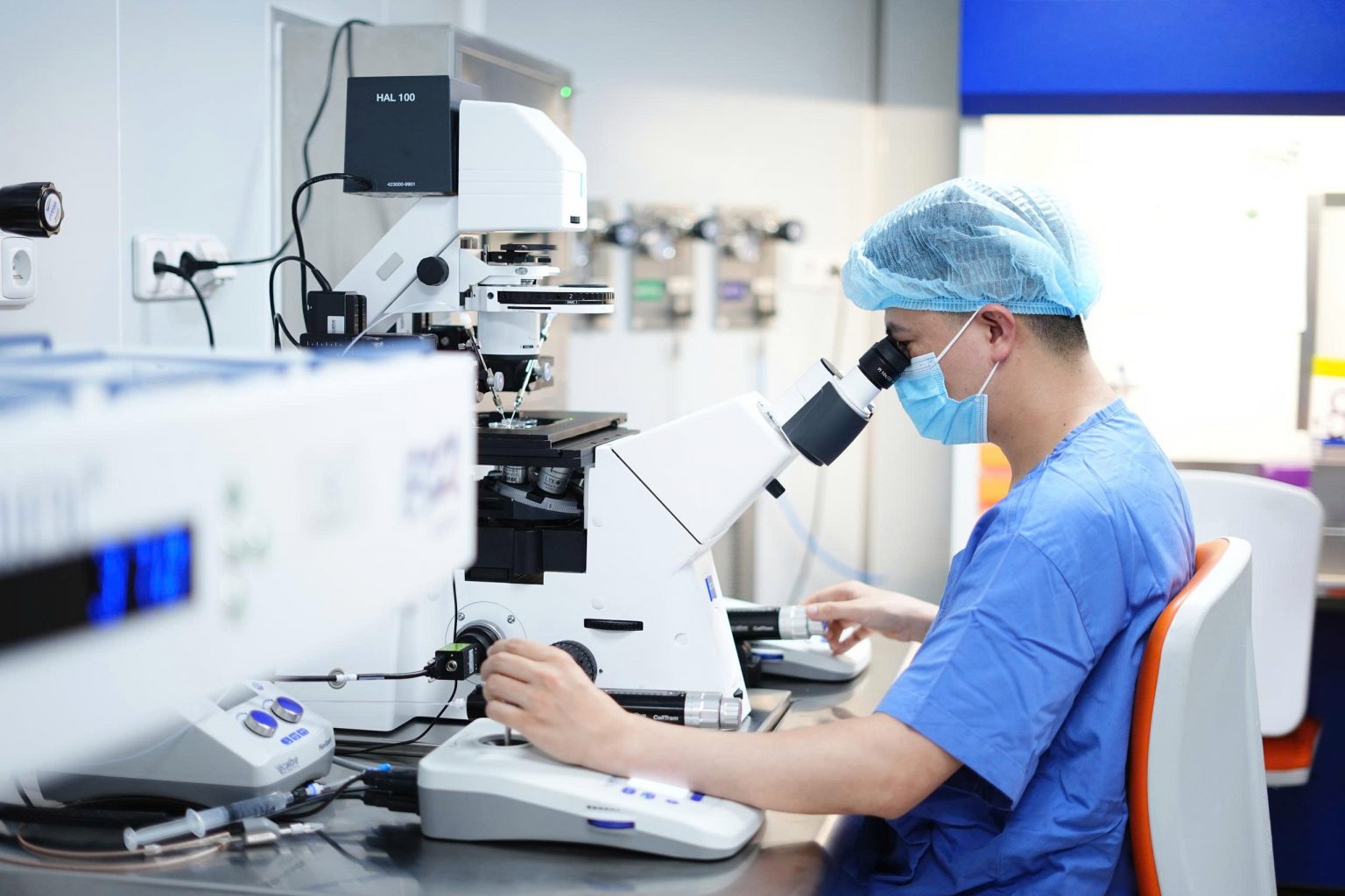 Các kỹ thuật sàng lọc và chẩn đoán di truyền tiền làm tổ được triển khai tại IVF Hồng Ngọc